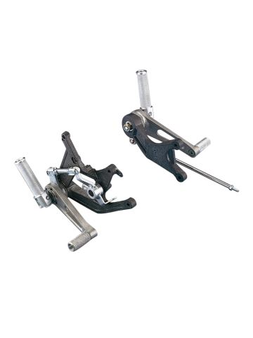 PEDANE ARRETRATE CON PEDALINI PIEGHEVOLI ZIGRINATI